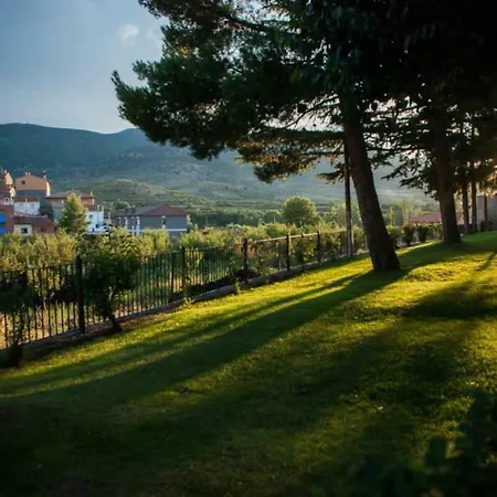 El Convento De *